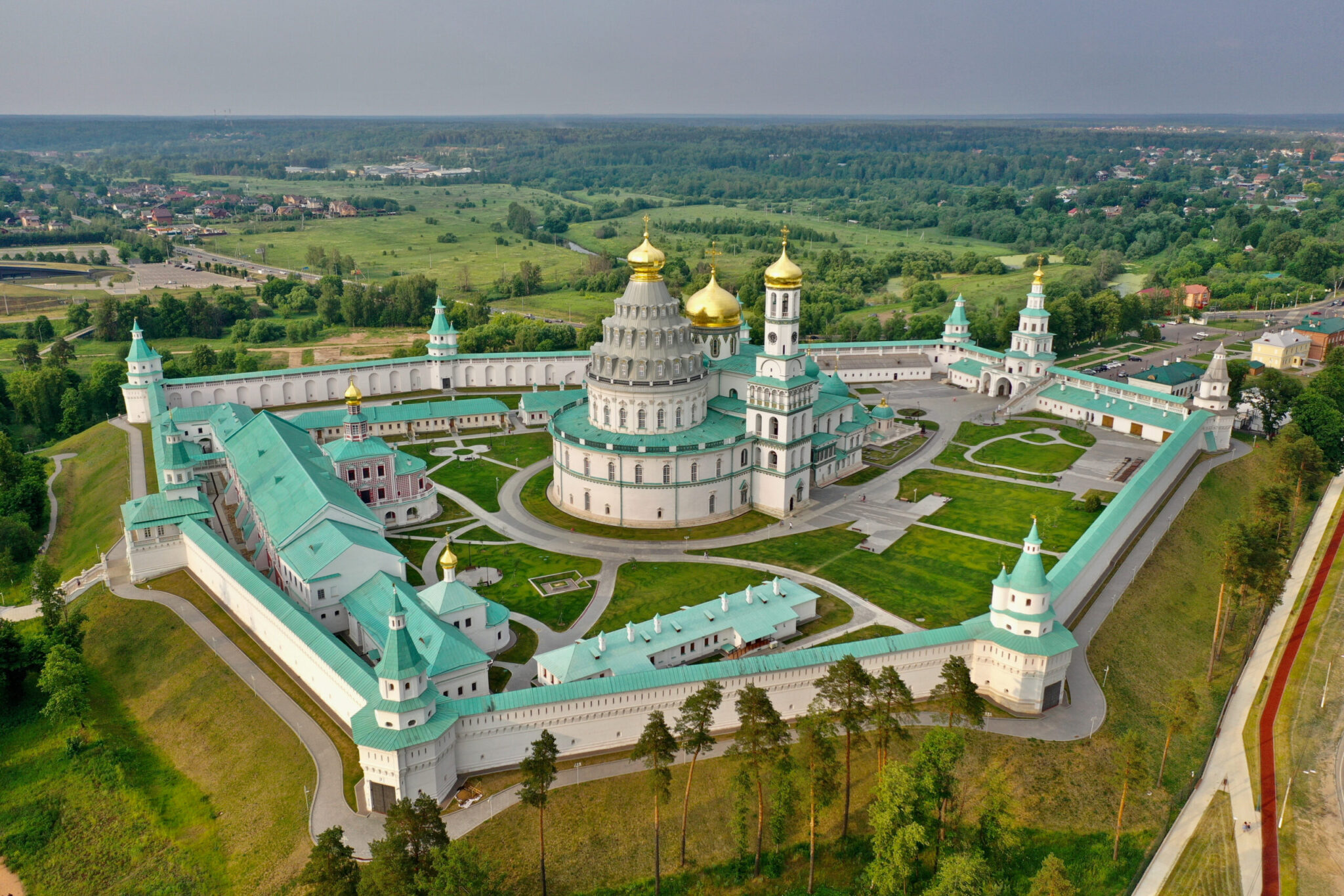 Открыта запись на паломническую поездку в Воскресенский Ново-Иерусалимский ставропигиальный мужской монастырь